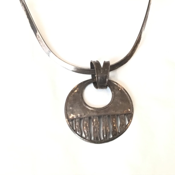 Silpada Sterling Silver Cutout Disk Pendant Collar Necklace 16" Long - Picture 2 of 6